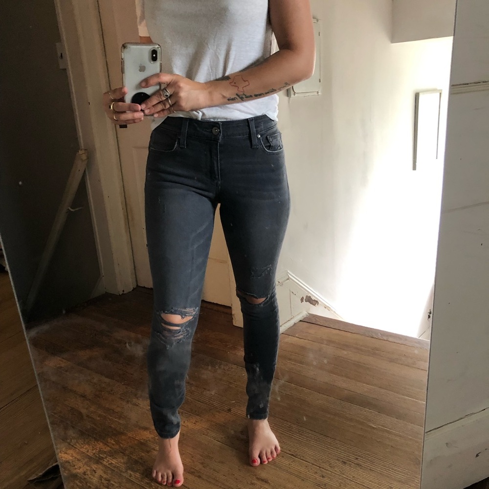 Last chance, consigning locally this week. 
Joes jeans